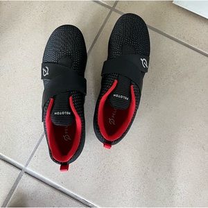 Peloton Altos cycling shoes